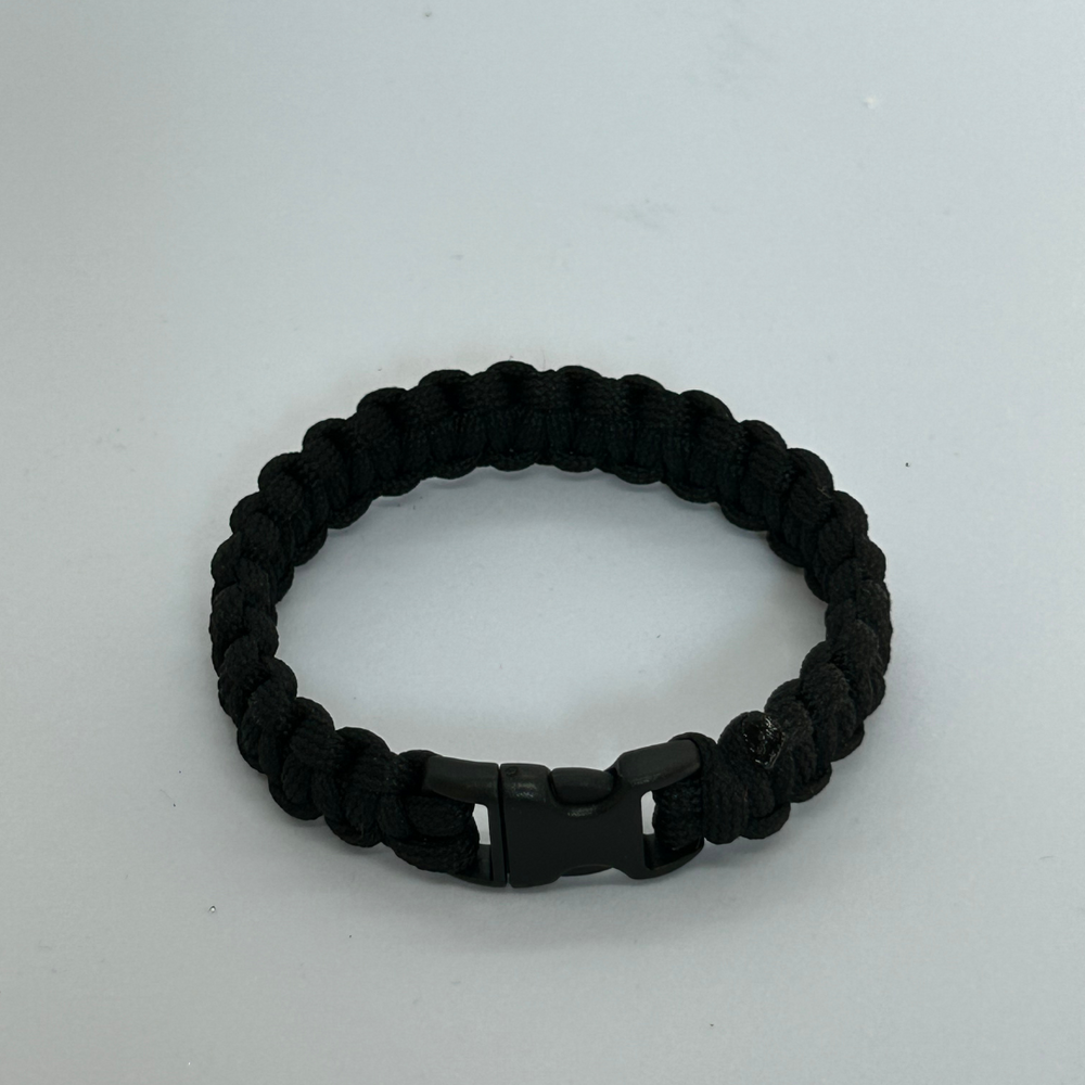 paracord bracelet monochrome_pure black