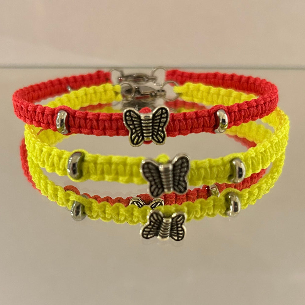 Paracord bracelet with steel butterfly charm and double ring