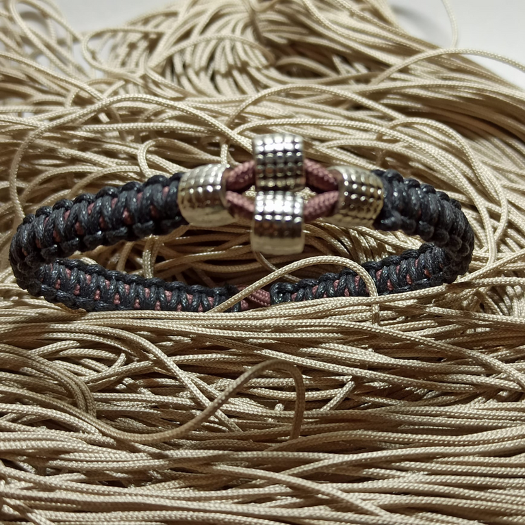 jewel paracord bracelet in waxed cotton and polyester cord with steel beadings