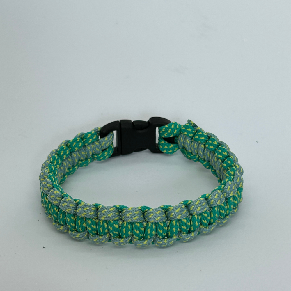 paracord bracelet two color cord_light sage-green