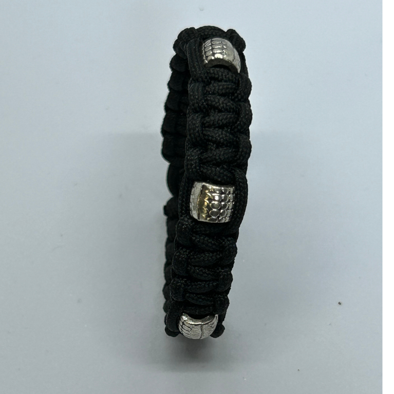 paracord bracelet with steel triple barrel