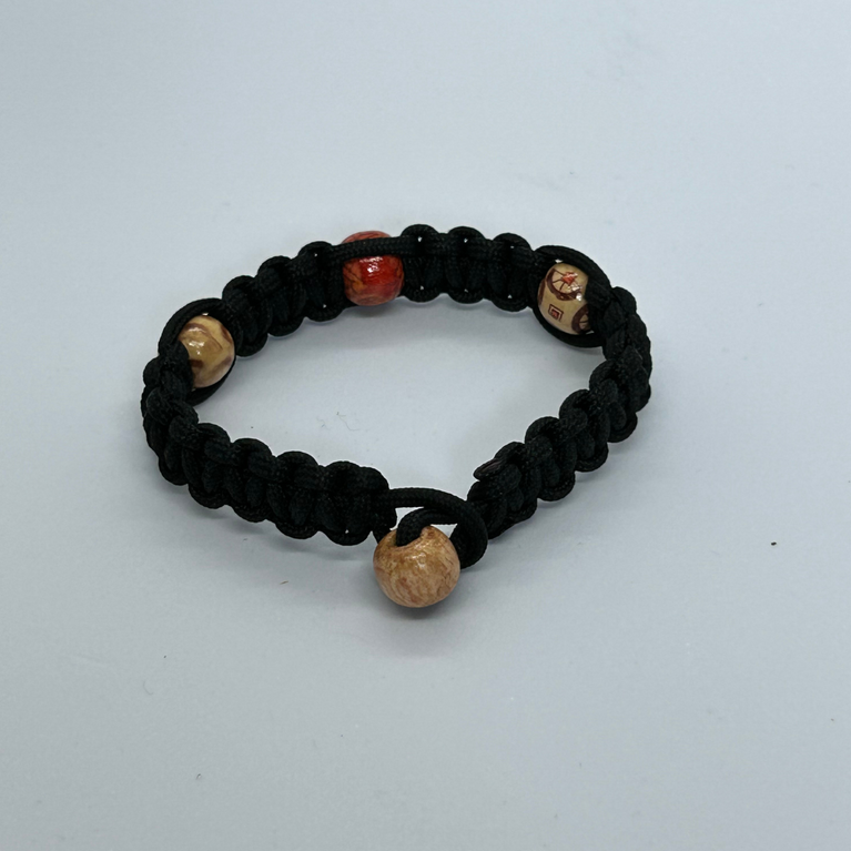 paracord bracelet with triple wooden beads